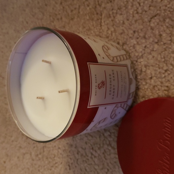 Crushed Candy Cane 3-Wick Candle - Picture 3 of 5